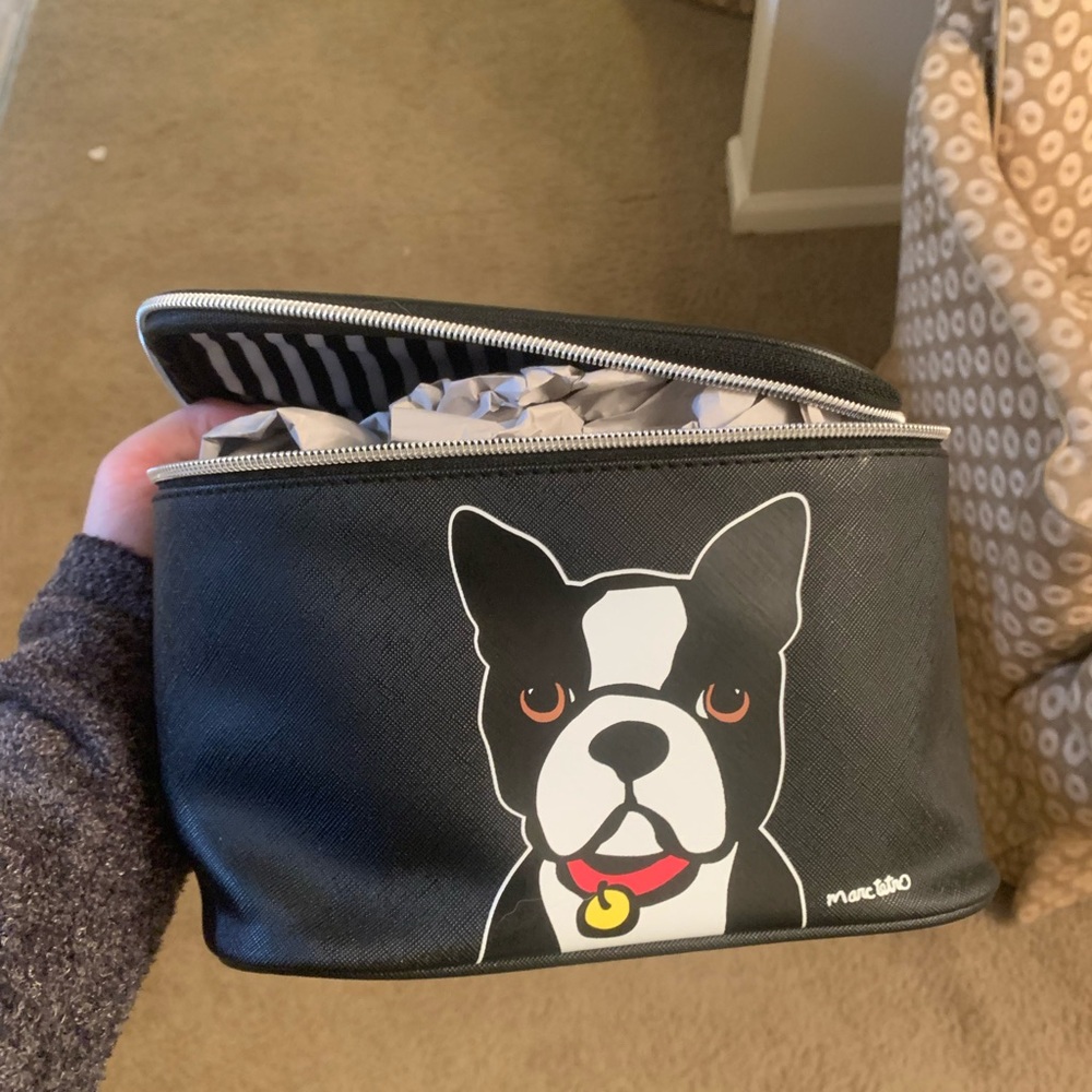 Makeup bag